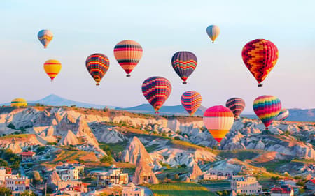 Kapadokya Balon Festivali: Ne Zaman, Nerede ve Nasıl Katılınır?